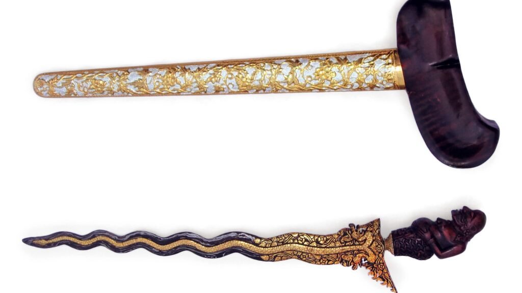 Keris sebagai warisan leluhur.